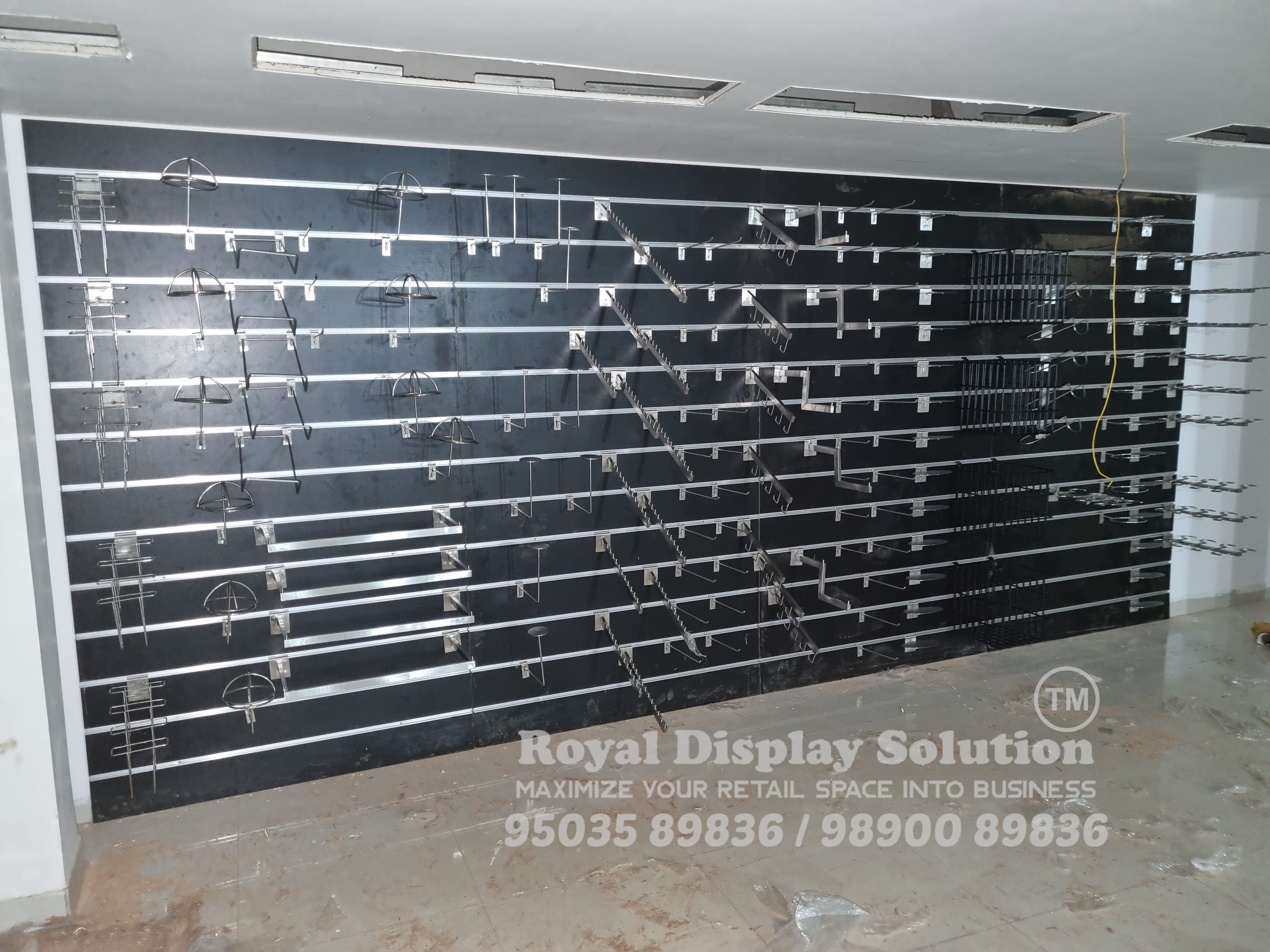 Image of Slat Wall And Acesseries